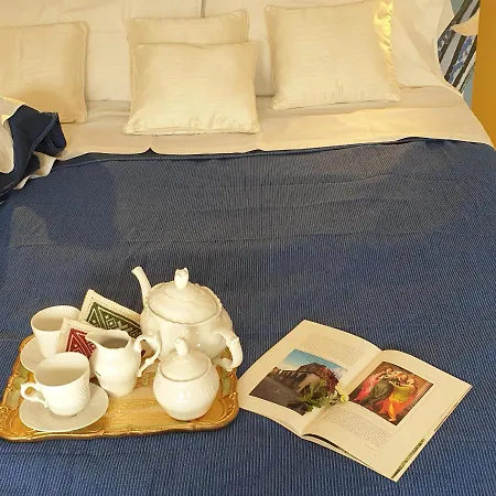 Luna Guest house *