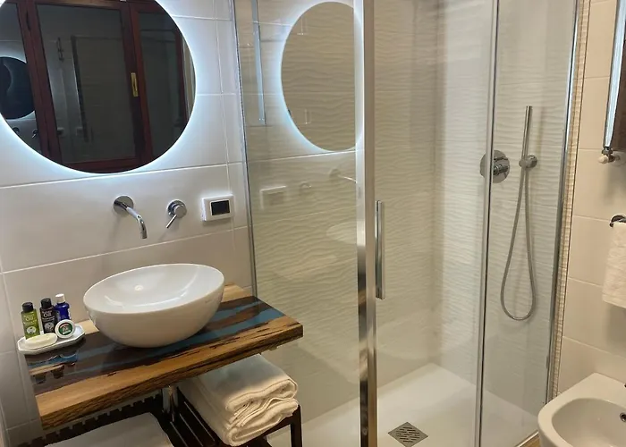 Luna Πανσιόν 4*