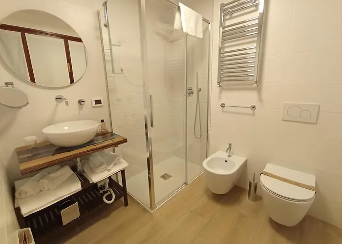 Luna Πανσιόν Comeana