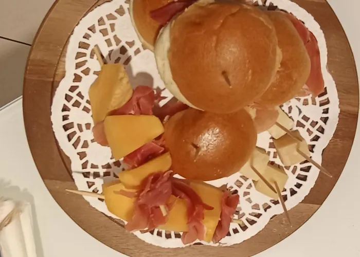 Πανσιόν Luna Comeana